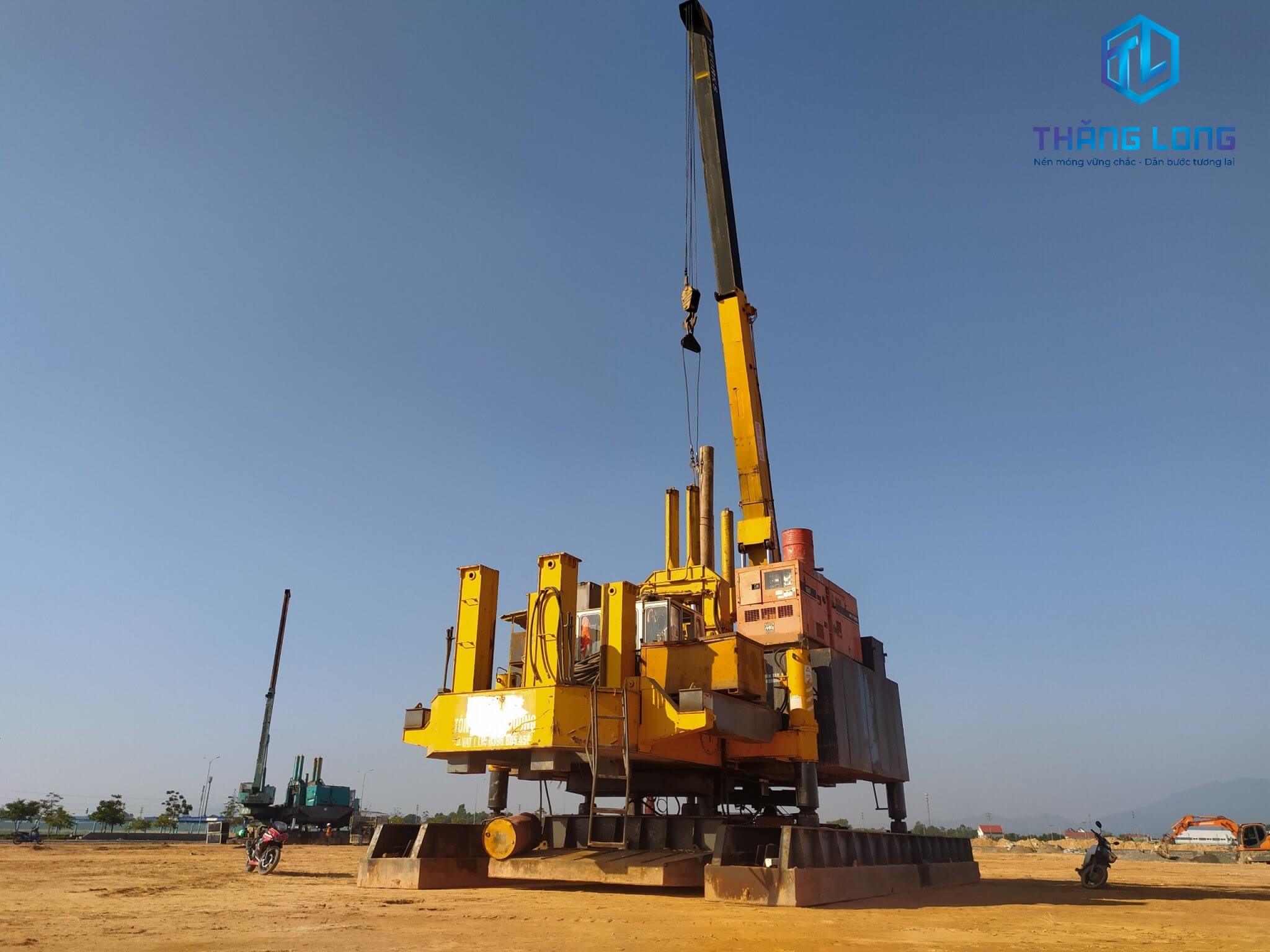 Thăng Long - Cọc Bê Tông Chèm thi công ép cọc Trina solar Thái Nguyên